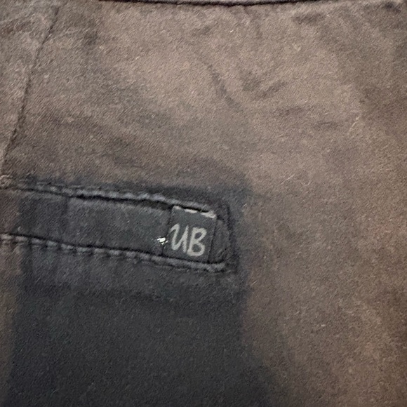 Set of 2 women’s Unionbay shorts, green and black, XL - Picture 8 of 9